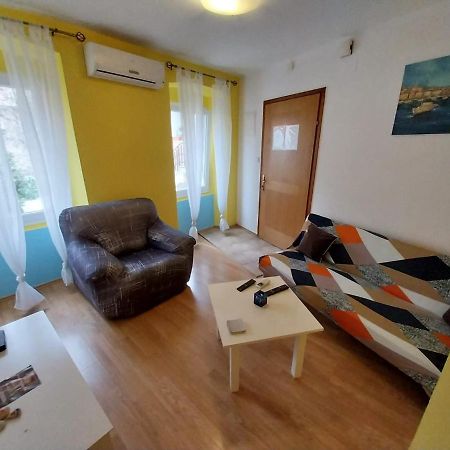 Apartmani Jadran Mali Lošinj Exterior foto